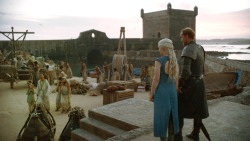 extant_GameOfThrones_3x01-ValarDohaeris_5310