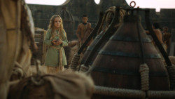 extant_GameOfThrones_3x01-ValarDohaeris_5315