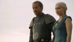 extant_GameOfThrones_3x01-ValarDohaeris_5319