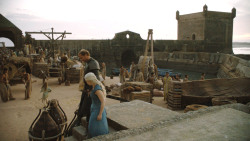 extant_GameOfThrones_3x01-ValarDohaeris_5328