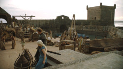extant_GameOfThrones_3x01-ValarDohaeris_5329