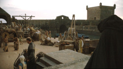 extant_GameOfThrones_3x01-ValarDohaeris_5332