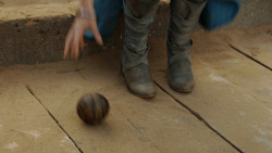 extant_GameOfThrones_3x01-ValarDohaeris_5380