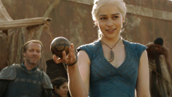 extant_GameOfThrones_3x01-ValarDohaeris_5386