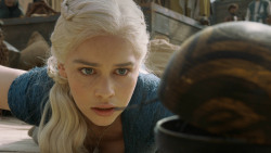 extant_GameOfThrones_3x01-ValarDohaeris_5407