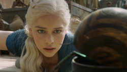 extant_GameOfThrones_3x01-ValarDohaeris_5410