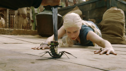 extant_GameOfThrones_3x01-ValarDohaeris_5427