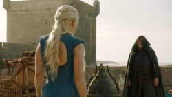 extant_GameOfThrones_3x01-ValarDohaeris_5493