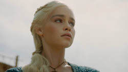 extant_GameOfThrones_3x01-ValarDohaeris_5530