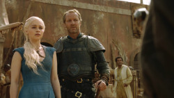 extant_GameOfThrones_3x01-ValarDohaeris_5551