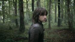extant_GameOfThrones_3x02-DarkWingsDarkWords_0041
