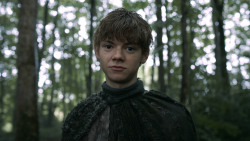 extant_GameOfThrones_3x02-DarkWingsDarkWords_0145