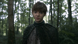 extant_GameOfThrones_3x02-DarkWingsDarkWords_0151