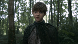 extant_GameOfThrones_3x02-DarkWingsDarkWords_0152