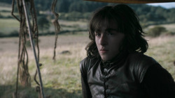 extant_GameOfThrones_3x02-DarkWingsDarkWords_0212