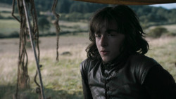 extant_GameOfThrones_3x02-DarkWingsDarkWords_0215