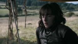 extant_GameOfThrones_3x02-DarkWingsDarkWords_0225