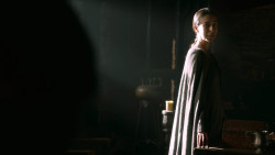 extant_GameOfThrones_3x02-DarkWingsDarkWords_0292
