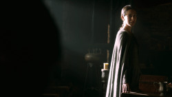 extant_GameOfThrones_3x02-DarkWingsDarkWords_0295