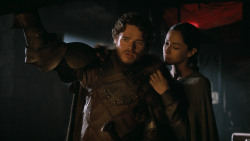 extant_GameOfThrones_3x02-DarkWingsDarkWords_0323