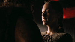 extant_GameOfThrones_3x02-DarkWingsDarkWords_0344