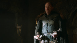 extant_GameOfThrones_3x02-DarkWingsDarkWords_0381