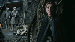 extant_GameOfThrones_3x02-DarkWingsDarkWords_0441