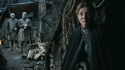 extant_GameOfThrones_3x02-DarkWingsDarkWords_0445