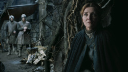 extant_GameOfThrones_3x02-DarkWingsDarkWords_0456