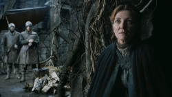 extant_GameOfThrones_3x02-DarkWingsDarkWords_0462