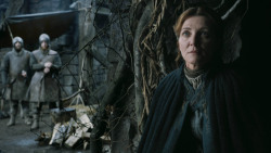 extant_GameOfThrones_3x02-DarkWingsDarkWords_0463