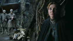 extant_GameOfThrones_3x02-DarkWingsDarkWords_0465