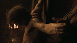 extant_GameOfThrones_3x02-DarkWingsDarkWords_0513