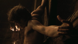 extant_GameOfThrones_3x02-DarkWingsDarkWords_0514