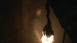 extant_GameOfThrones_3x02-DarkWingsDarkWords_0529