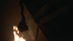 extant_GameOfThrones_3x02-DarkWingsDarkWords_0532