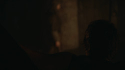 extant_GameOfThrones_3x02-DarkWingsDarkWords_0539