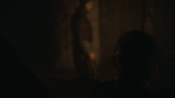 extant_GameOfThrones_3x02-DarkWingsDarkWords_0540