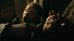 extant_GameOfThrones_3x02-DarkWingsDarkWords_0584