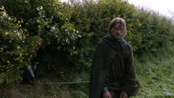 extant_GameOfThrones_3x02-DarkWingsDarkWords_0597