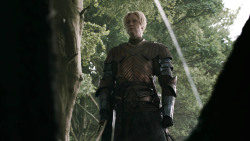 extant_GameOfThrones_3x02-DarkWingsDarkWords_0687
