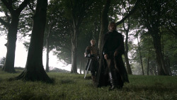 extant_GameOfThrones_3x02-DarkWingsDarkWords_0733