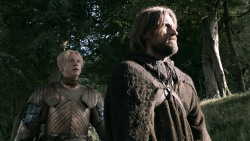 extant_GameOfThrones_3x02-DarkWingsDarkWords_0788