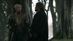 extant_GameOfThrones_3x02-DarkWingsDarkWords_0845