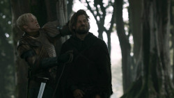 extant_GameOfThrones_3x02-DarkWingsDarkWords_0847