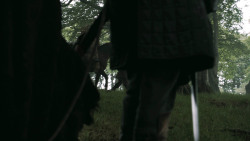 extant_GameOfThrones_3x02-DarkWingsDarkWords_0877