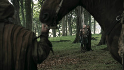 extant_GameOfThrones_3x02-DarkWingsDarkWords_0890