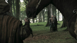 extant_GameOfThrones_3x02-DarkWingsDarkWords_0891