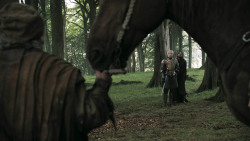 extant_GameOfThrones_3x02-DarkWingsDarkWords_0893