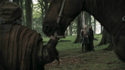 extant_GameOfThrones_3x02-DarkWingsDarkWords_0894